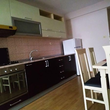 Lovely Apt At The Heart Of The City&Near The Lake Pogradec Ngoại thất bức ảnh