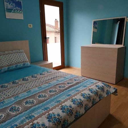 Lovely Apt At The Heart Of The City&Near The Lake Pogradec Ngoại thất bức ảnh