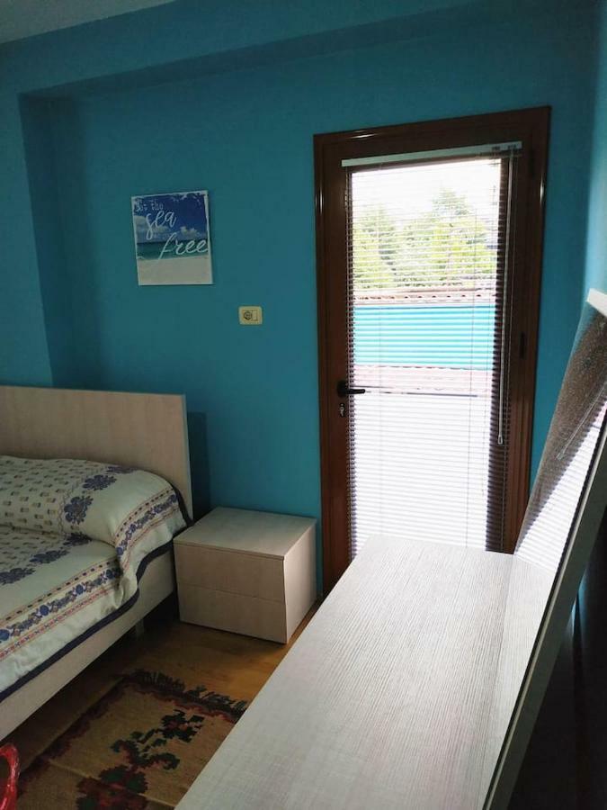 Lovely Apt At The Heart Of The City&Near The Lake Pogradec Ngoại thất bức ảnh