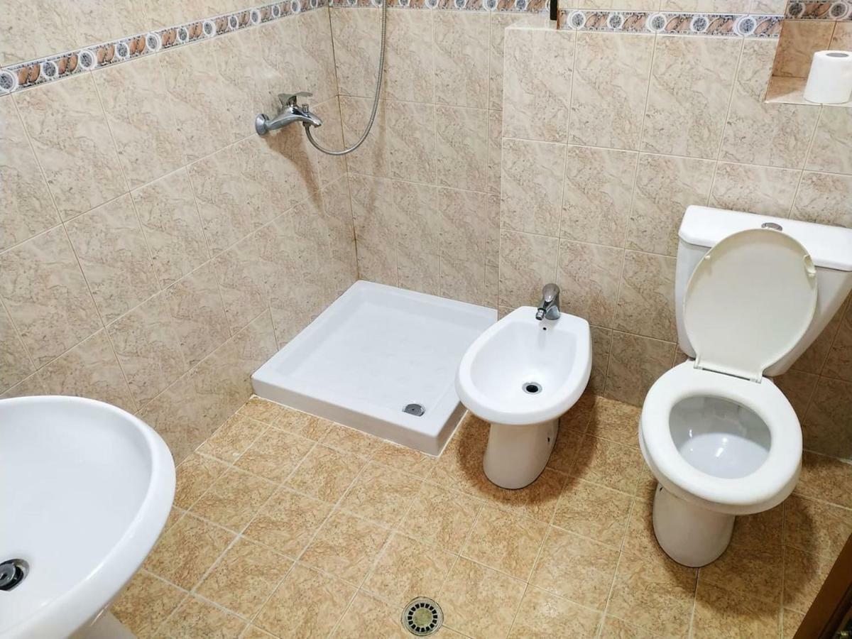 Lovely Apt At The Heart Of The City&Near The Lake Pogradec Ngoại thất bức ảnh