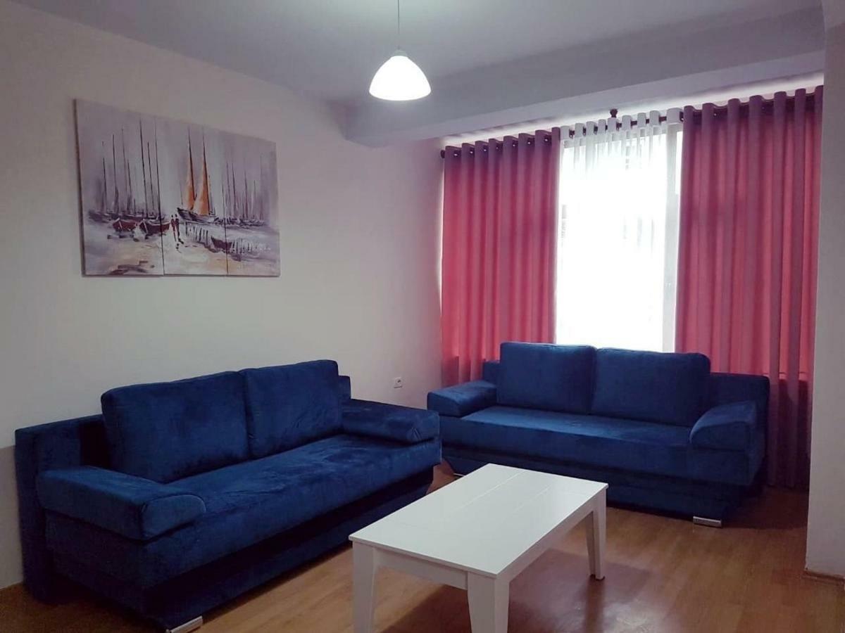 Lovely Apt At The Heart Of The City&Near The Lake Pogradec Ngoại thất bức ảnh